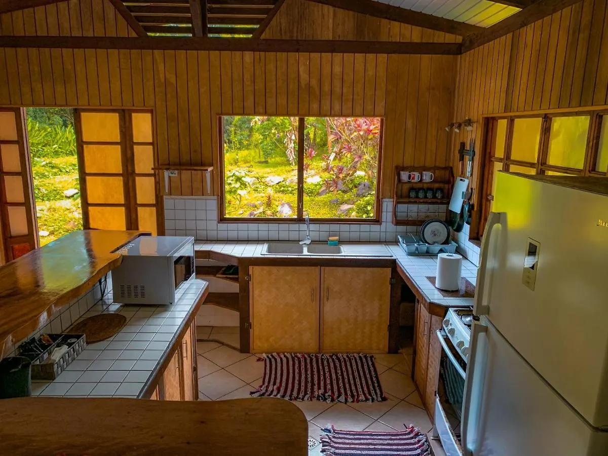 Te Fare Manulani Hotel Uturoa